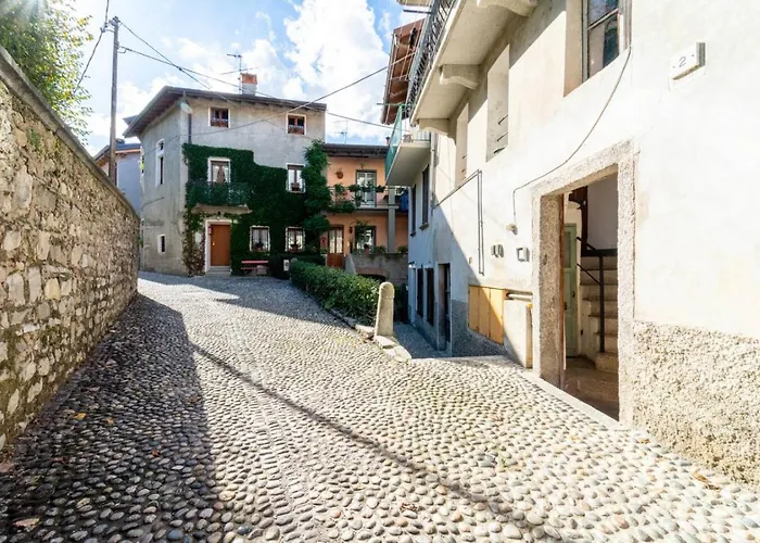 Lilliput Tiny Bellagio